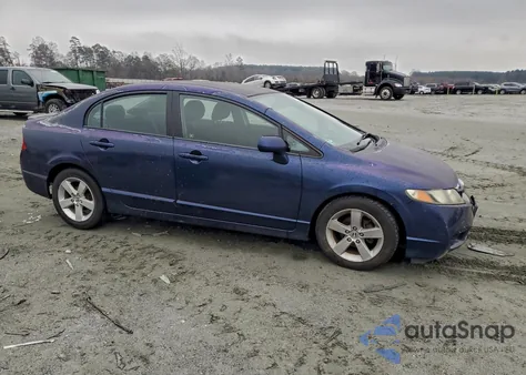 2010 Honda Civic Lx-S z USA, uszkodzony, nr VIN 2HGFA1F68AH524018